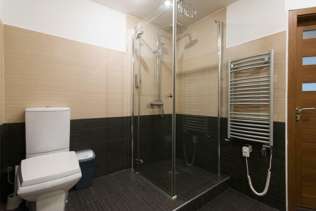 Spacious Apartment Near Wenceslas Square براغ المظهر الخارجي الصورة